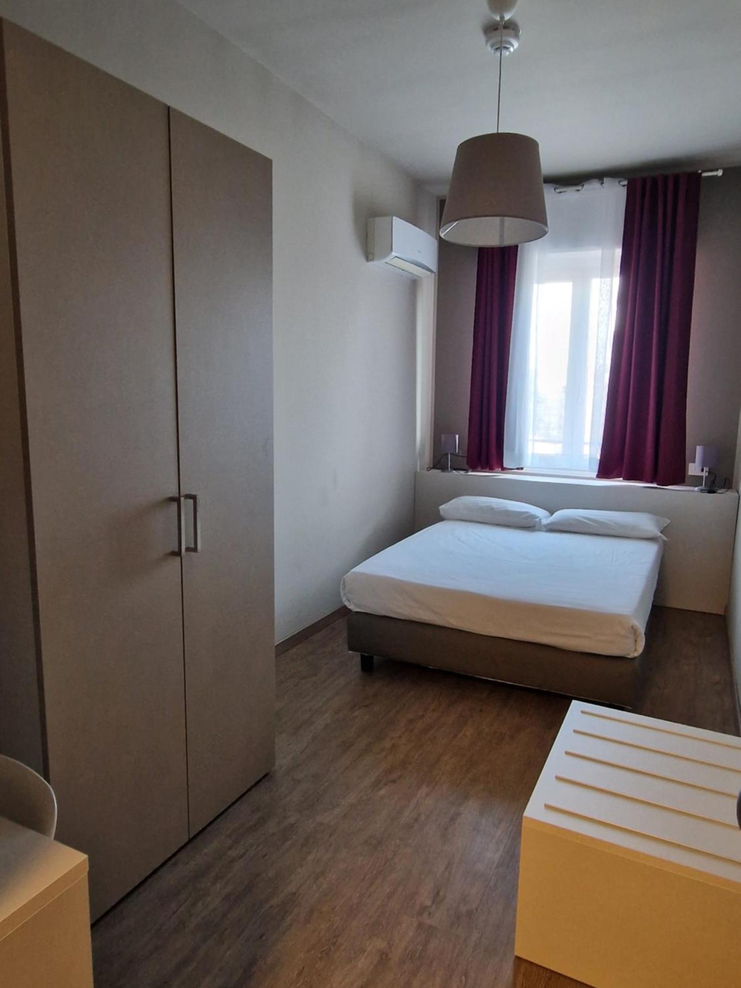 Hotel Di Porta Romana Milánó Kültér fotó